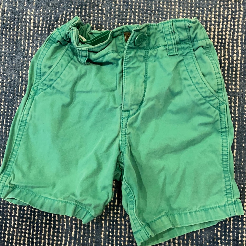 Gap shorts